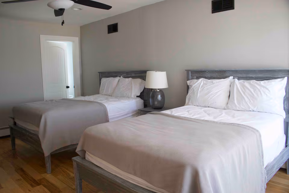 Guest Room 5